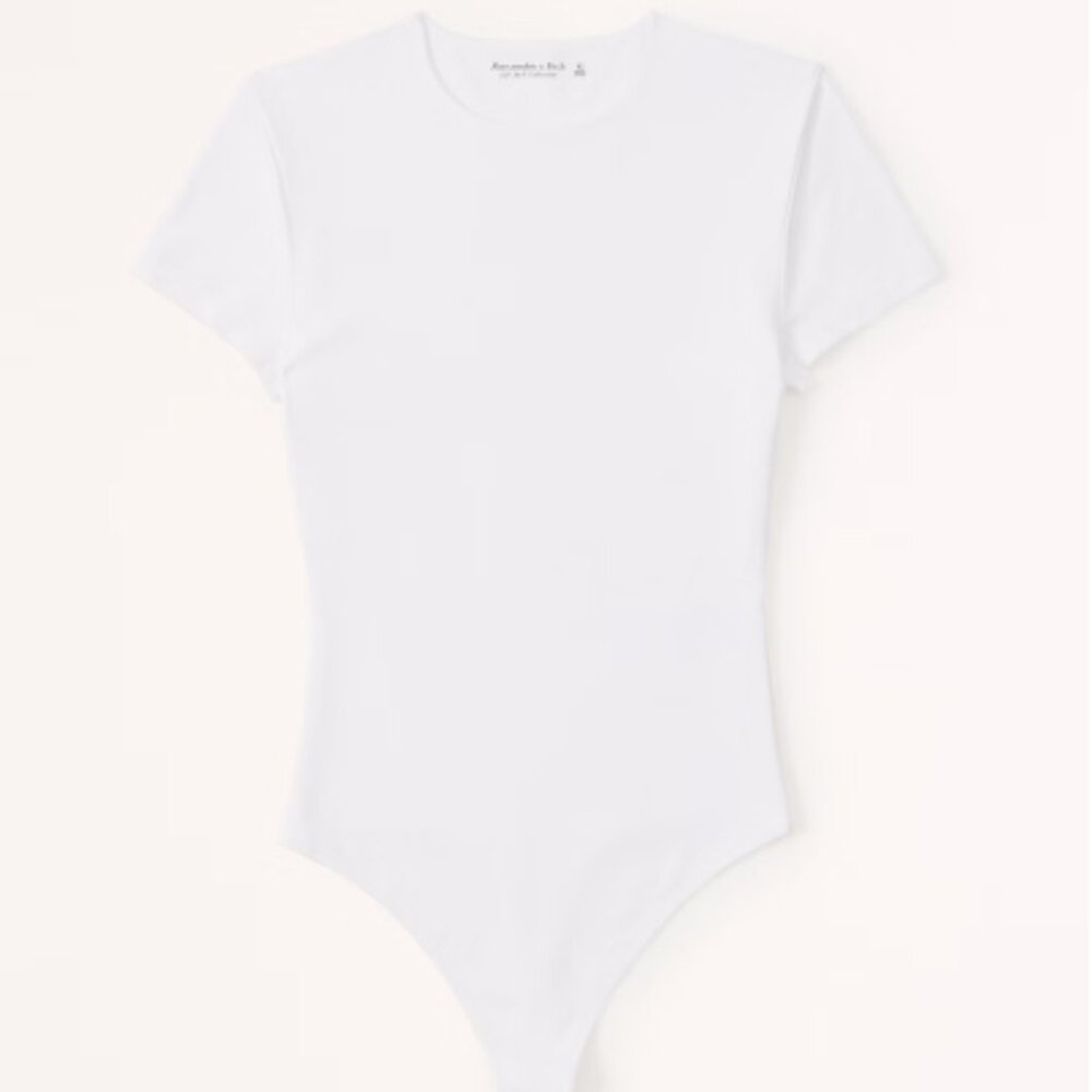 Short-Sleeve Cotton-Blend Seamless Favric Crew Bodysuit. White. Medium.